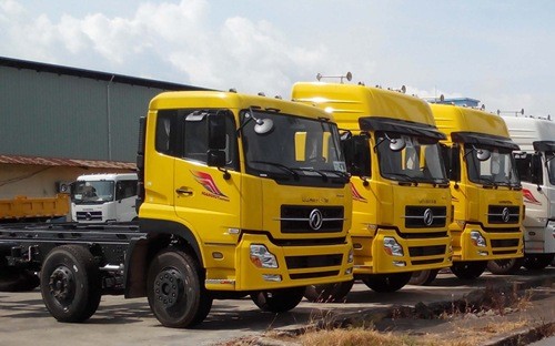 Tăng 40% thuế nhập ô tô tải?