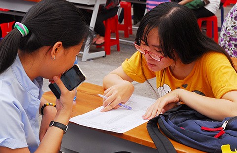 Ngưng xét tuyển dù thiếu cả ngàn chỉ tiêu