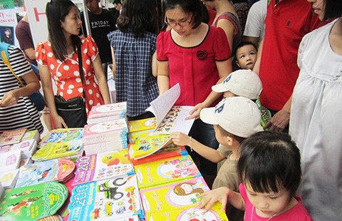 Chọn sách nào cho trẻ con?