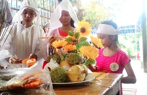 Một sản phụ chết khuất tất
