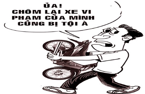 Vào trụ sở công an trộm xe