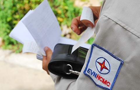 Dân chưa được quyền chọn cách tính giá điện