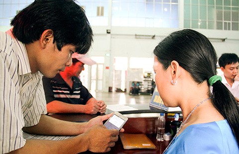 Vẫn ‘đánh vật’ với vé tàu tết