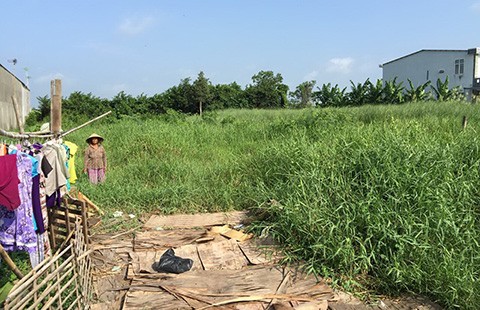 Huyện cấp sai giấy đỏ nhưng chậm sửa chữa