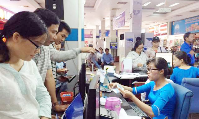 Mua vé tàu tết phải cung cấp chính xác thông tin giấy tờ tùy thân