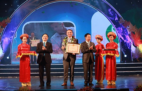 Hợp tác Vì môi trường Việt Nam xanh