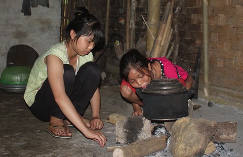 Đi chăn vịt được trả công bằng trứng
