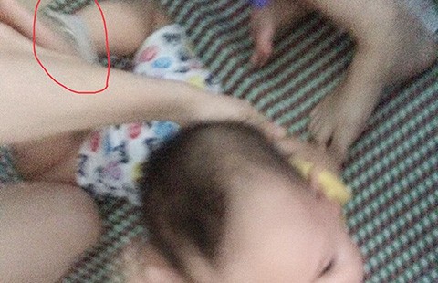 Ba cô giáo trói, đánh, nhét giẻ vào mồm trẻ