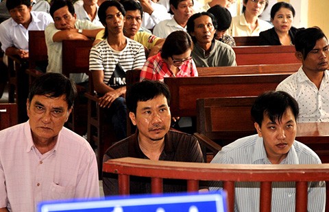 Tòa: Cả ba bị cáo đều phạm tội