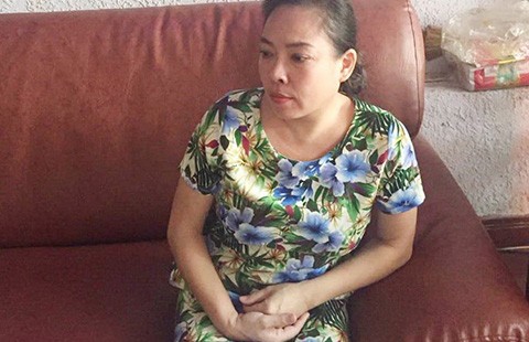 Tiếp viên nhà hàng bán dâm 100 USD