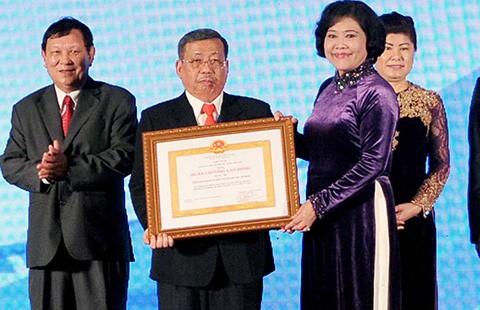 Tôn vinh doanh nhân - doanh nghiệp KCN TP.HCM