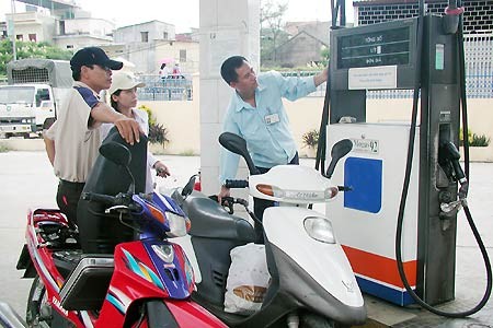 Bác đề xuất ưu đãi xăng dầu