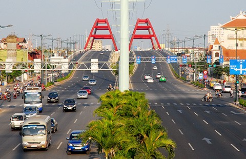 Khai thông hàng loạt cửa ngõ ở TP.HCM