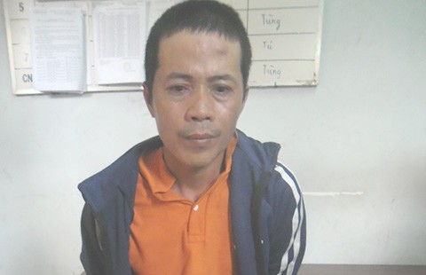 Bắt kẻ bán ma túy đội lốt công nhân