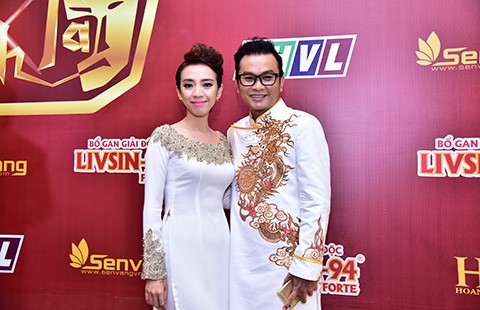 Cải lương chen chân vào showbiz
