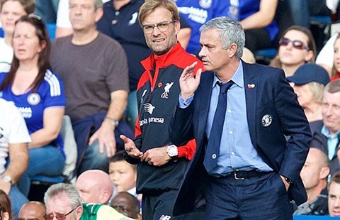 Mourinho và Van Gaal đều đau đầu