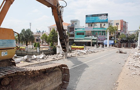 ‘Tháo dỡ cầu Đúc trăm tuổi hơi vội’
