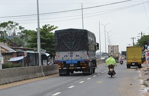 QL1A mở rộng, xe đạp vẫn đi chung với ô tô