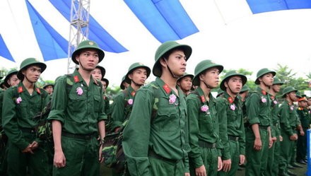 Nam 18-25 tuổi đi khỏi địa phương 15 ngày phải khai báo