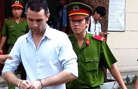 Loạn chiêu lừa tinh vi trên mạng