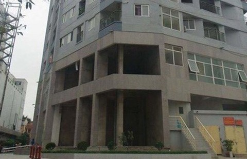 Rơi từ tầng 22, cháu bé năm tuổi chết thảm