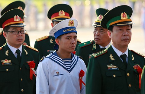 Không tiếc thân mình cho chủ quyền Tổ quốc