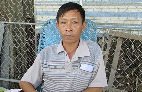 Bảo vệ dân phố còng tay học sinh lớp 7