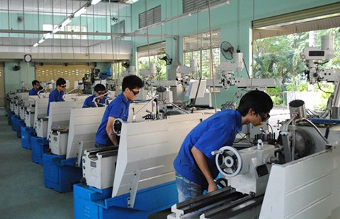 Xã hội hóa để nâng cao chất lượng trường nghề