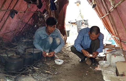 Vụ ‘Cả làng giữ đầm’, huyện thừa nhận sai trong quản lý đất