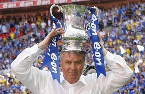 Chelsea như rắn không đầu