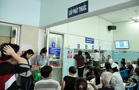 Nhiều bệnh viện cam kết nâng chất lượng phục vụ người bệnh