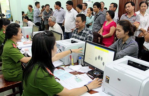Thẻ căn cước sẽ dần thay CMND