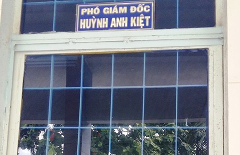 Một cán bộ ‘to’ được ngồi chơi, hưởng lương đều