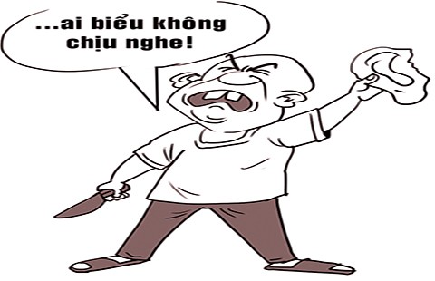 Xẻo đứt tai tình địch vì nói hoài không nghe