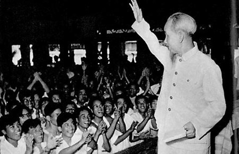 ‘Gắn bó với dân mới xứng đáng là đại biểu Quốc hội’