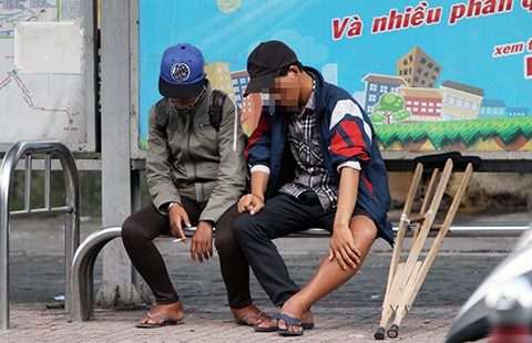 Lối thoát nào cho người nghiện lang thang?