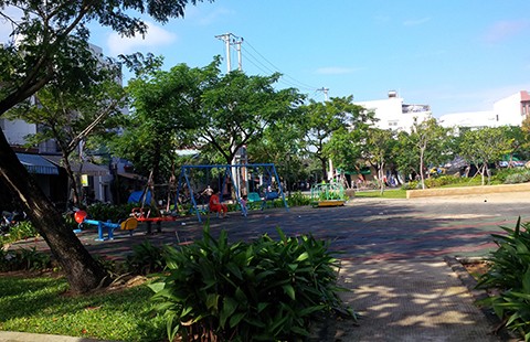 Xẻ công viên làm bãi xe, dân lo...