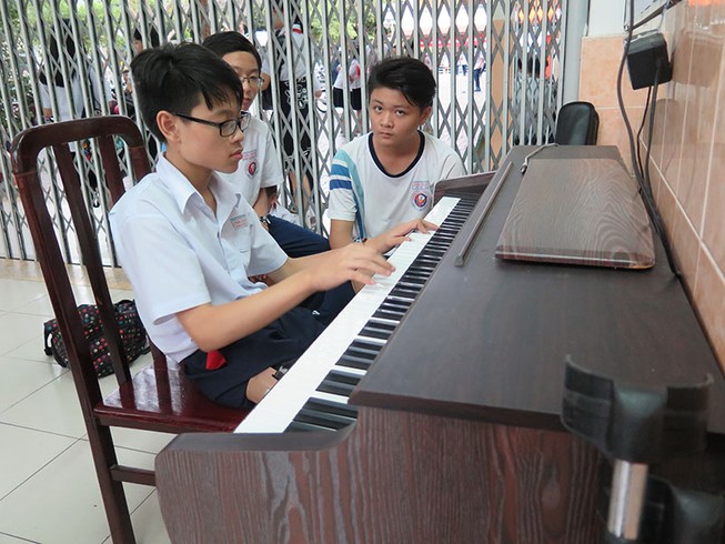 Dàn nhạc công cộng và cậu học trò đặc biệt