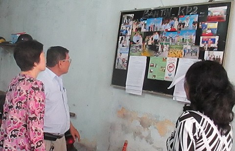 ‘Săn ảnh đen’ làm sạch khu phố