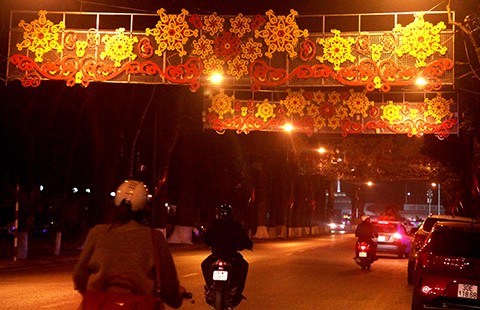 Dùng ánh sáng ‘bức tử’ kiến trúc