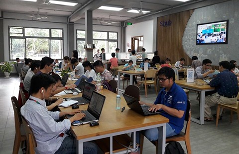 Thư viện lắp đặt S-Hub, hút giới trẻ