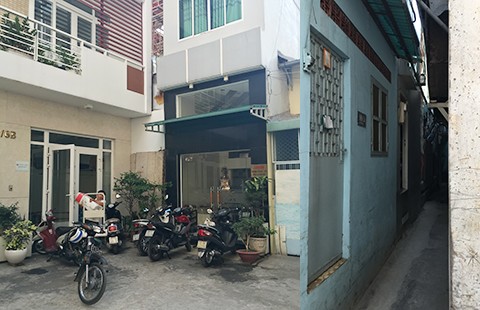 Cái cửa sau khiến ủy ban thua kiện