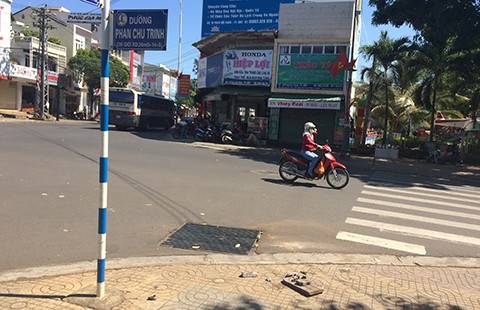 Bắn chết người cự cãi tại quán ăn khuya