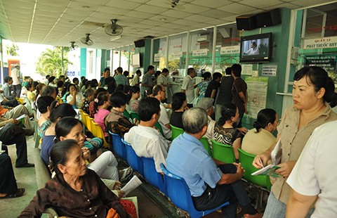 Vì sao không bổ nhiệm tiến sĩ làm giám đốc BV?