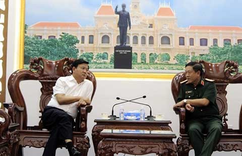 Sớm đưa Nghị quyết Đại hội X Đảng bộ TP.HCM vào cuộc sống