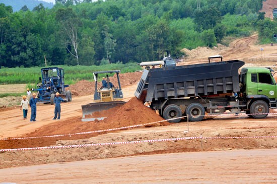 Chấm dứt hợp đồng đối với những nhà thầu năng lực kém