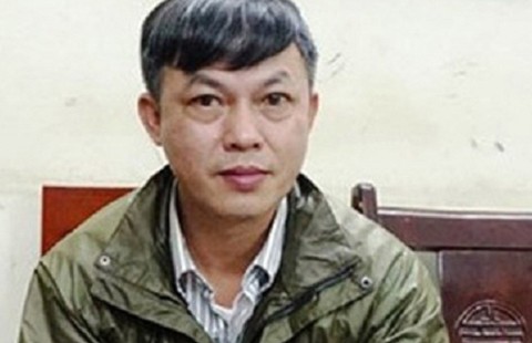 Lái xe tống tiền cảnh sát giao thông