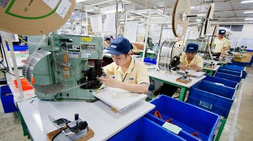 Yêu cầu các doanh nghiệp thực hiện nâng lương cho NLĐ