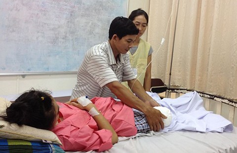 Vụ nữ sinh bị cưa chân: Giám đốc Sở Y tế xin lỗi
