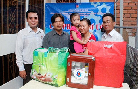 Giúp công nhân nghèo vơi gánh lo tiền trọ